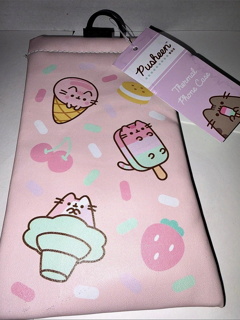 Pusheen Thermal Phone Case Pink NWT